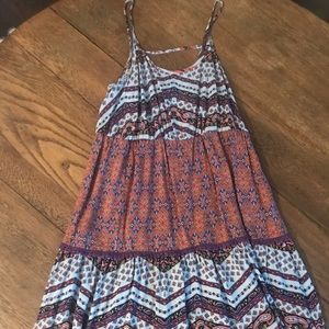 Sleeveless colorful dress
